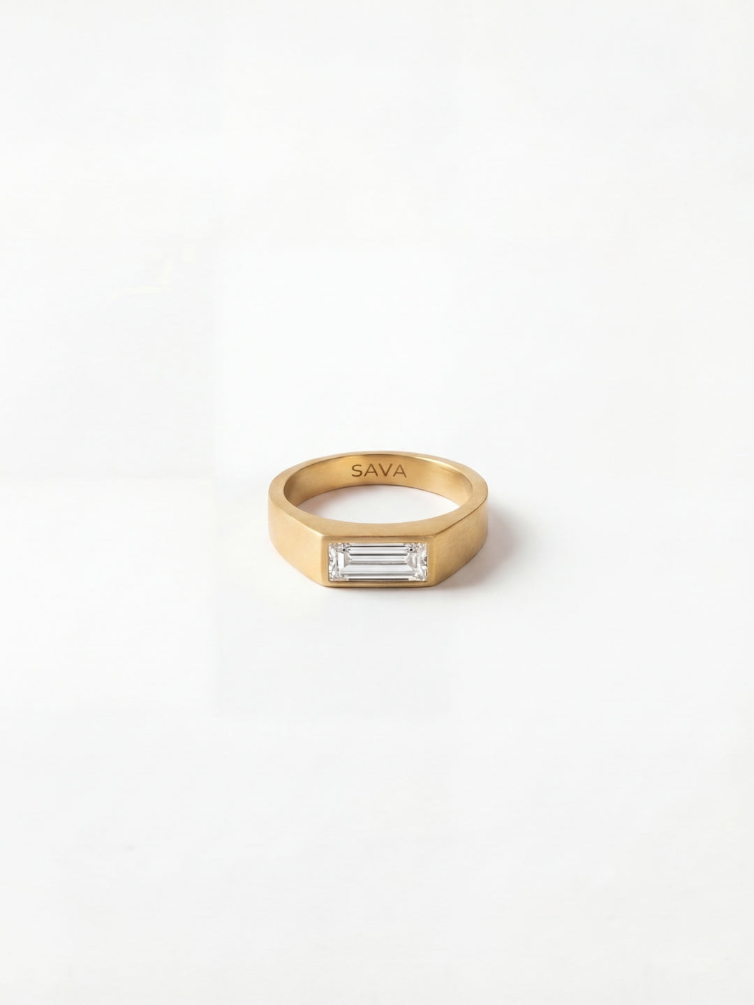 WHITE COMO RING | 18K Gold